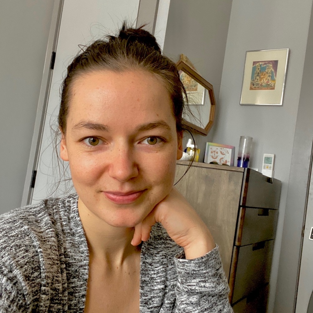 Meet your Posher, Izzie